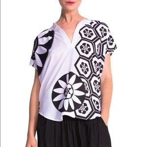Desigual B&W top, Christian Lacroix collab., sz L
